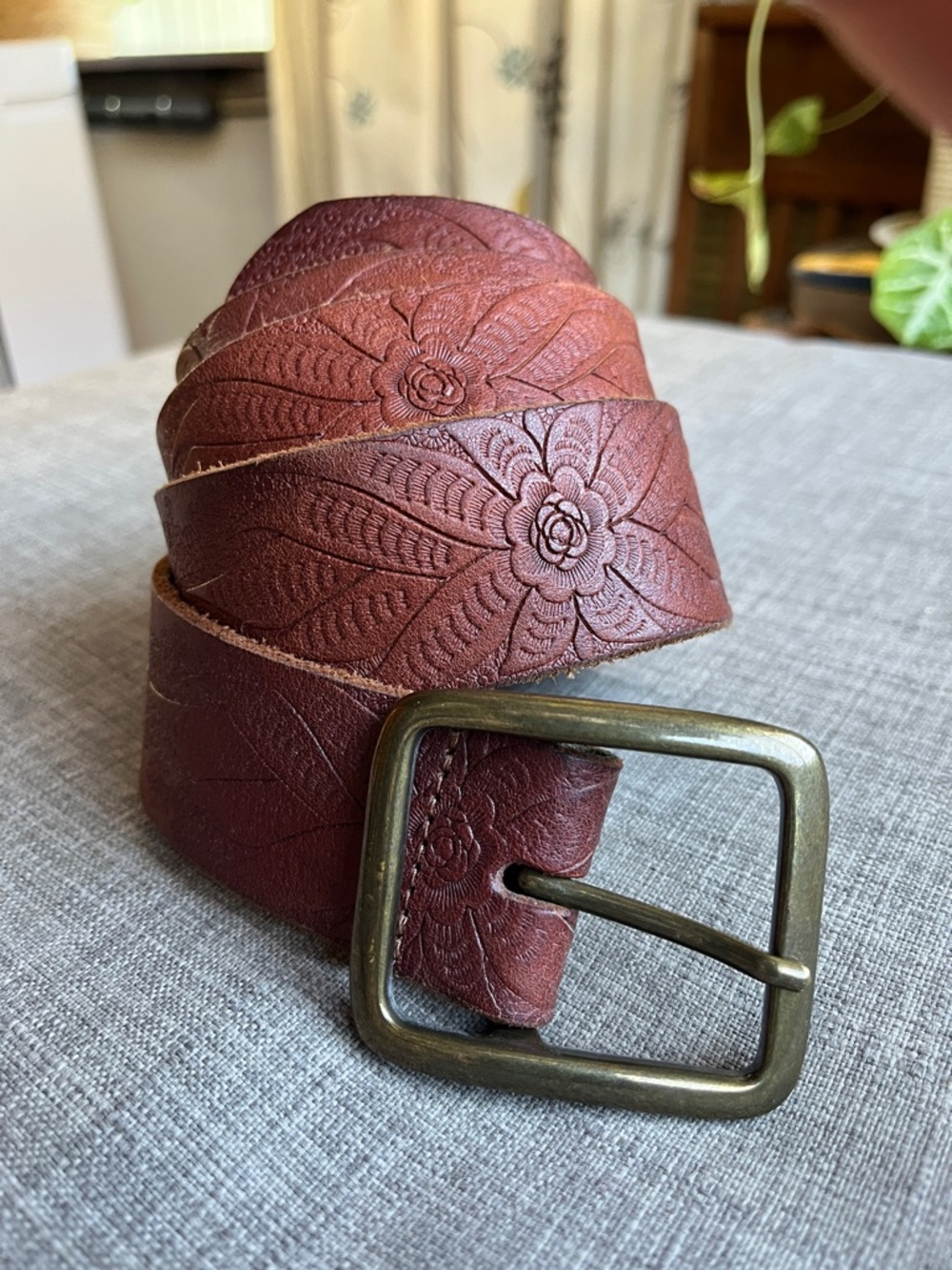 Gap Brown Floral Embossed Leather Belt M